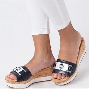 New Michael Kors Black and Silver Leather Warner Wedge Size 11 Medium Width New